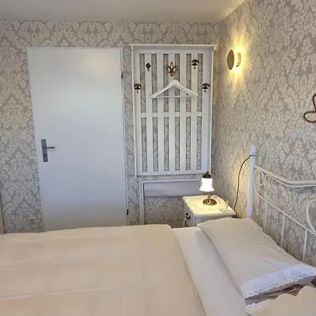 'stay Friends' Apartment